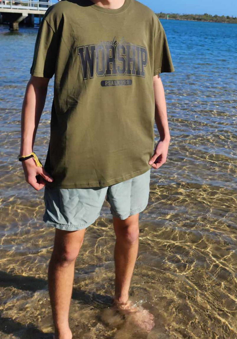 MADE TO WORSHIP TEE